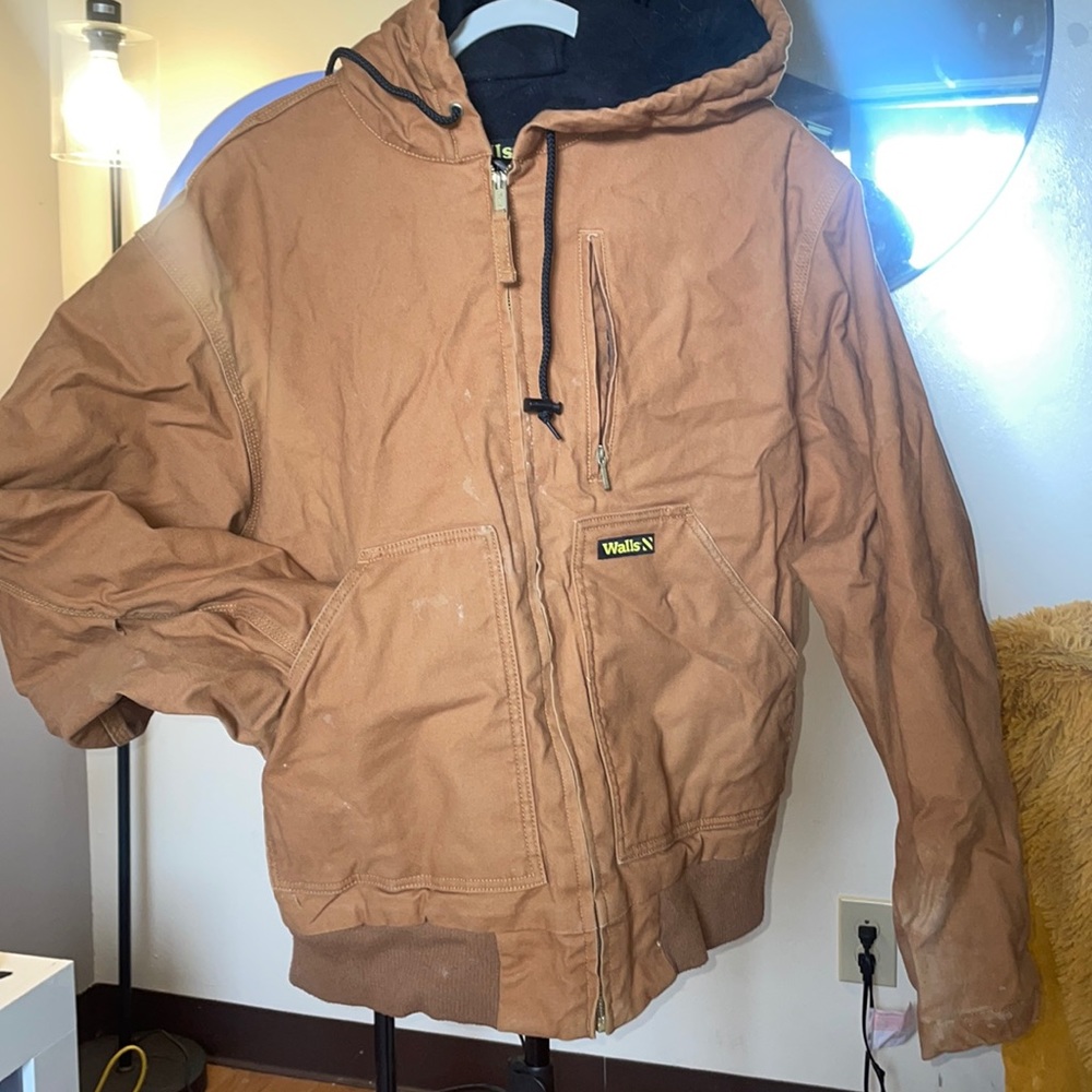 Size L men walls